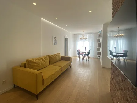 Трехкомнатная квартира на сутки Мстиславца спальня