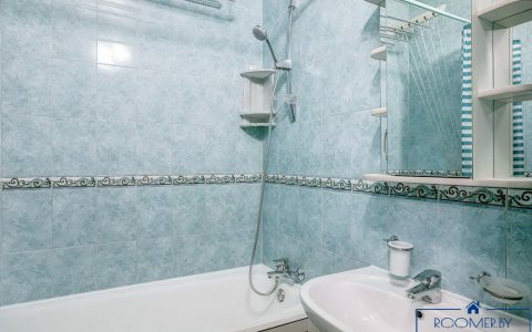 Квартира на сутки в Минске возле метро Институт Культуры ванна