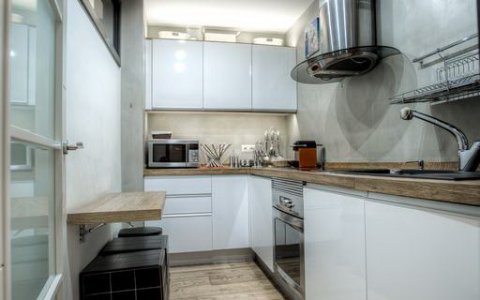 Квартира на сутки в Минске на бульваре Мулявина, 5 кухня