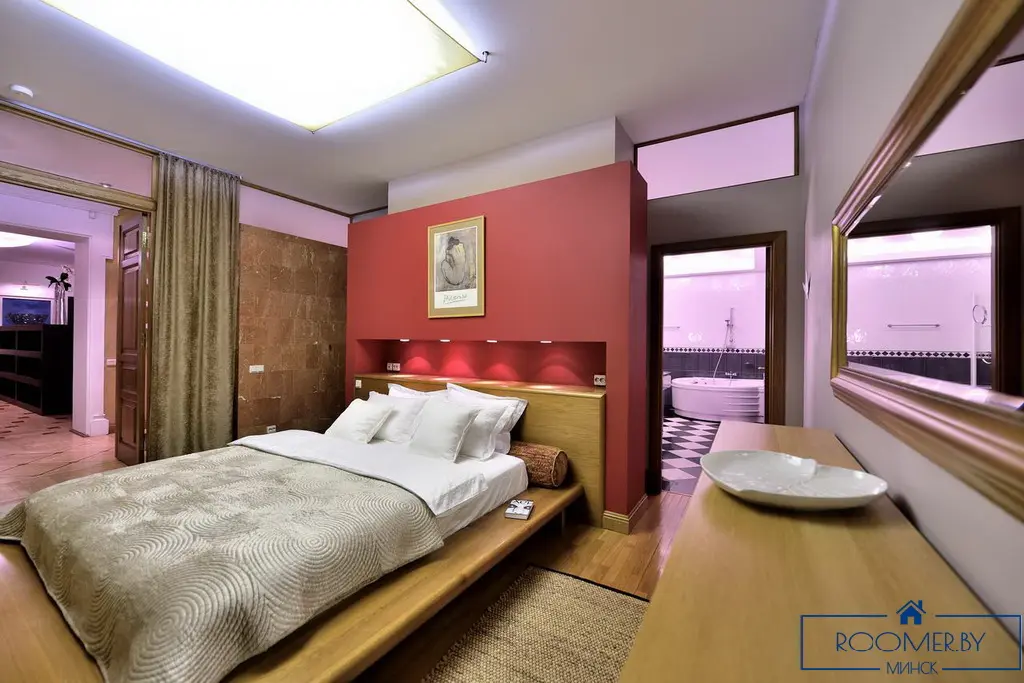 Квартира на сутки в Минске возле метро Площадь Победы спальня