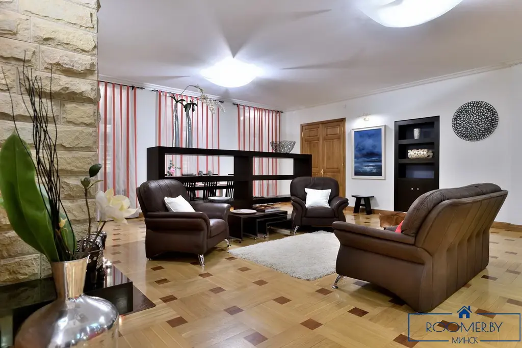 Квартира на сутки в Минске возле метро Площадь Победы гостиная