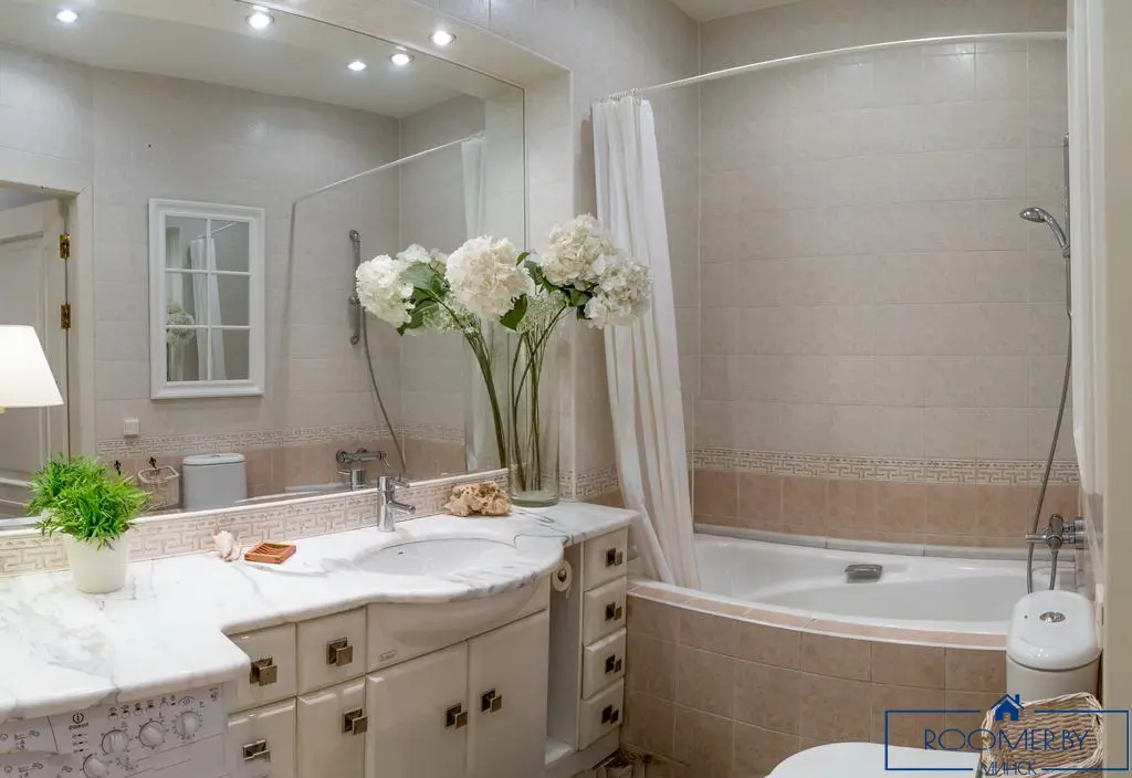 Квартира на сутки в Минске на улице Янки Купалы, 19 ванна