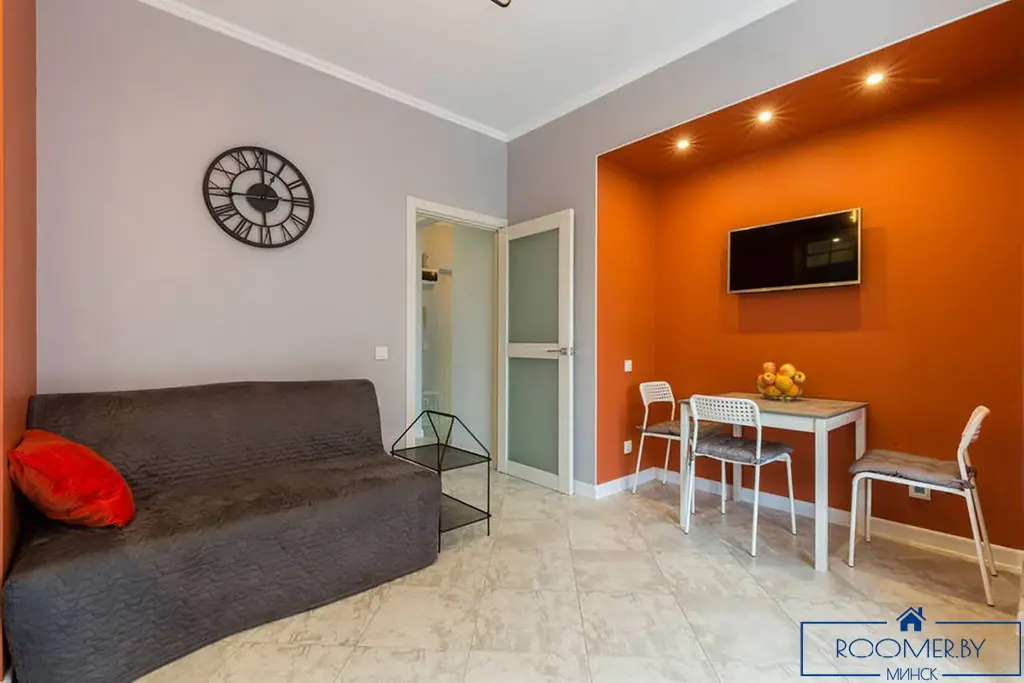 Квартира на сутки в Минске возле метро Немига гостиная