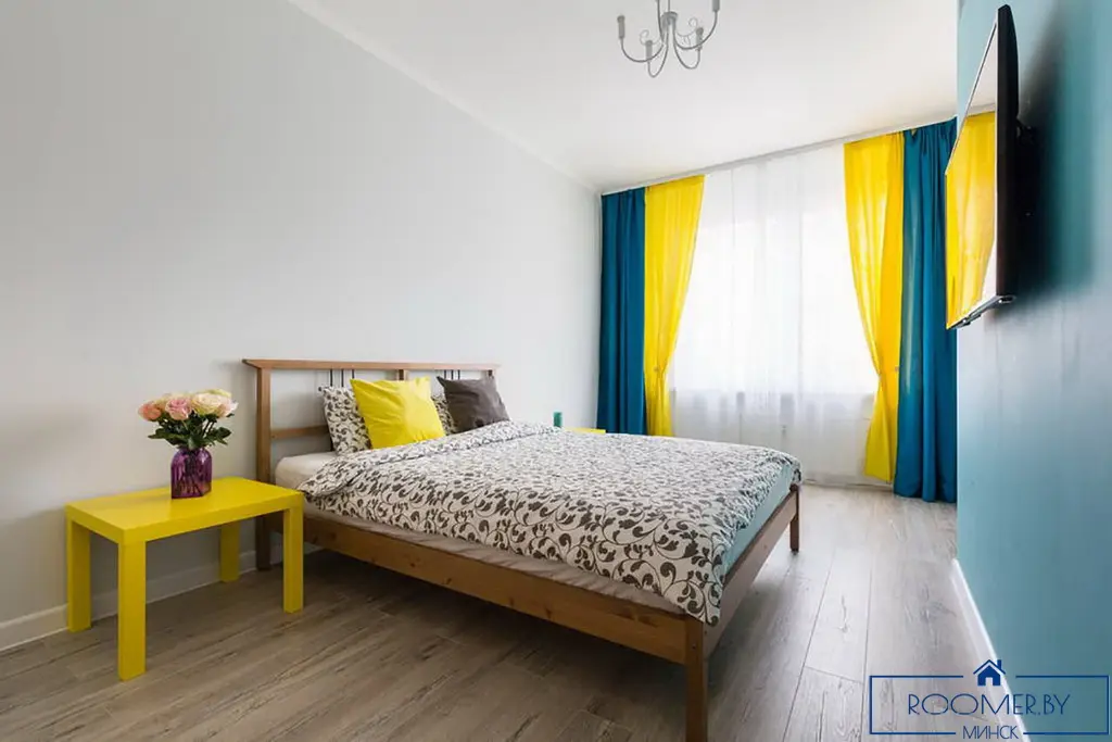 Квартира на сутки в Минске возле метро Немига спальня