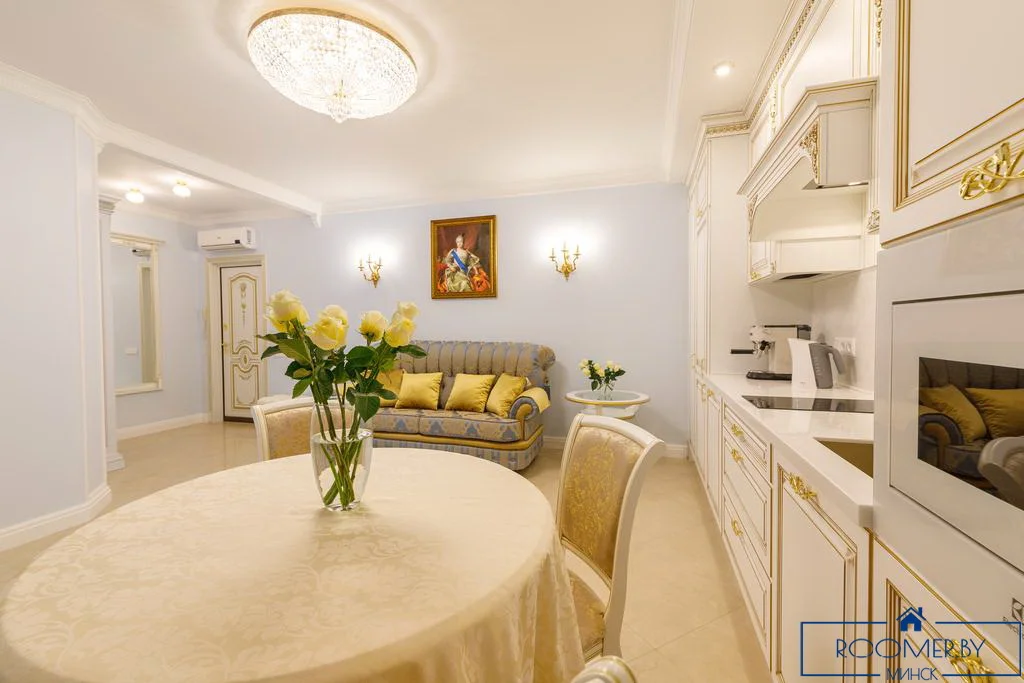 Квартира на сутки в Минске возле метро Немига кухня