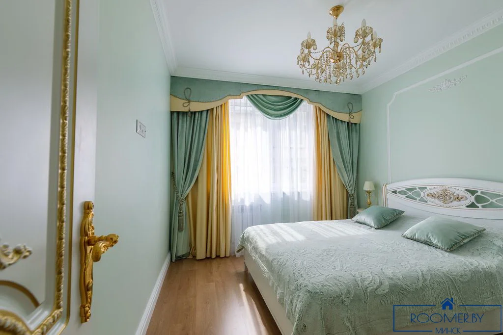 Квартира на сутки в Минске возле метро Немига спальня