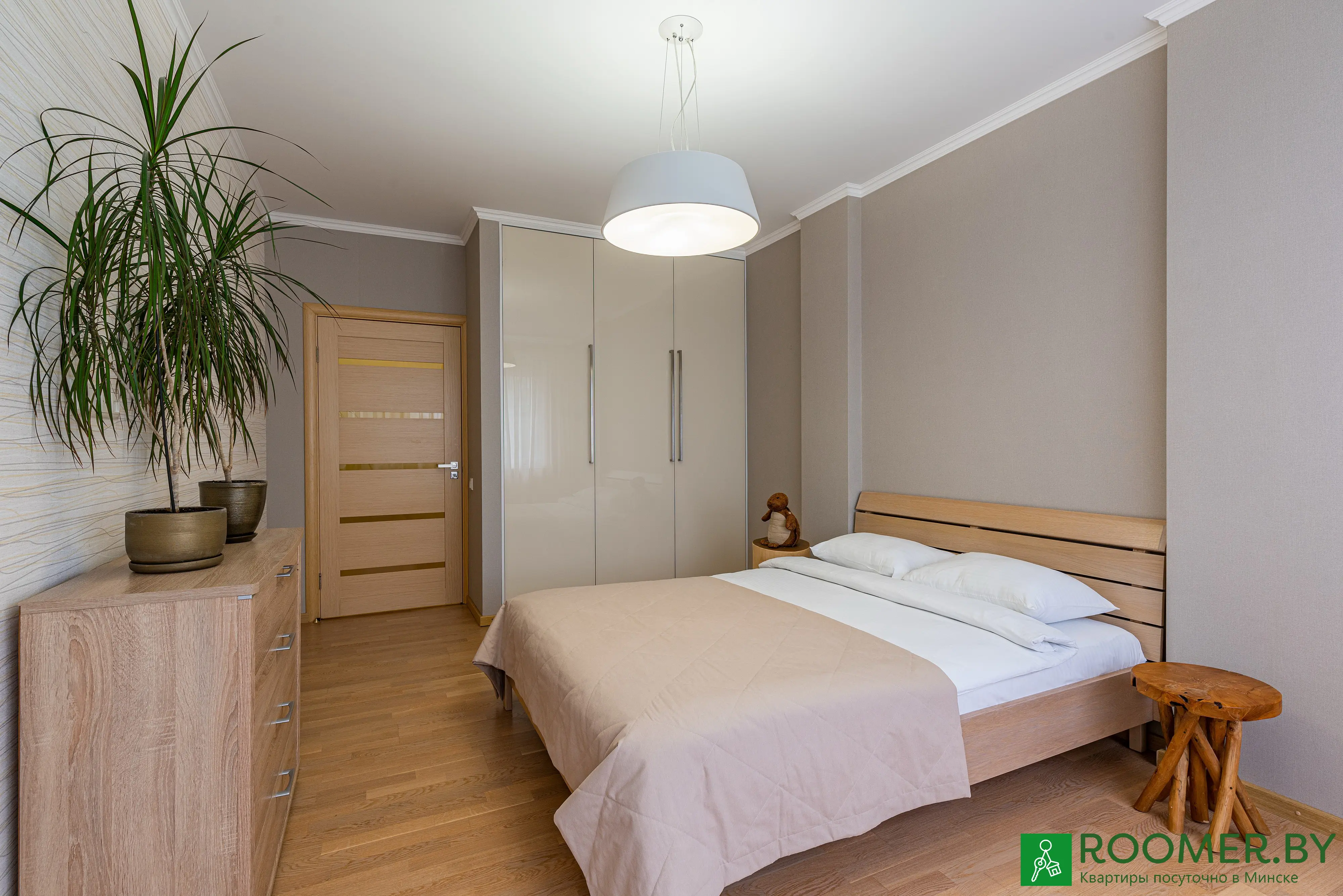 Квартира посуточно Минск, ул. Скрыганова 4А — фото интерьера