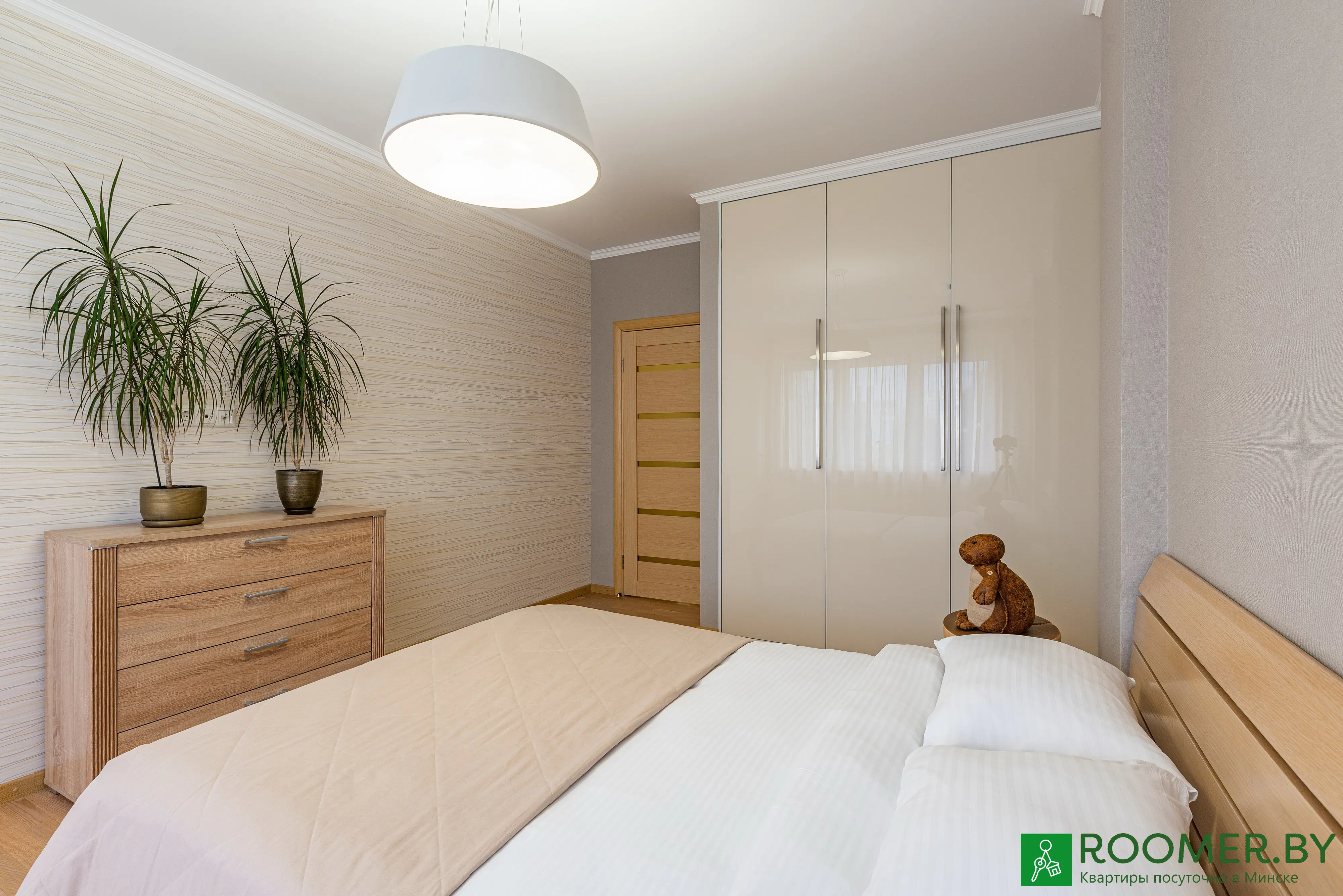 Квартира посуточно Минск, ул. Скрыганова 4А — фото интерьера