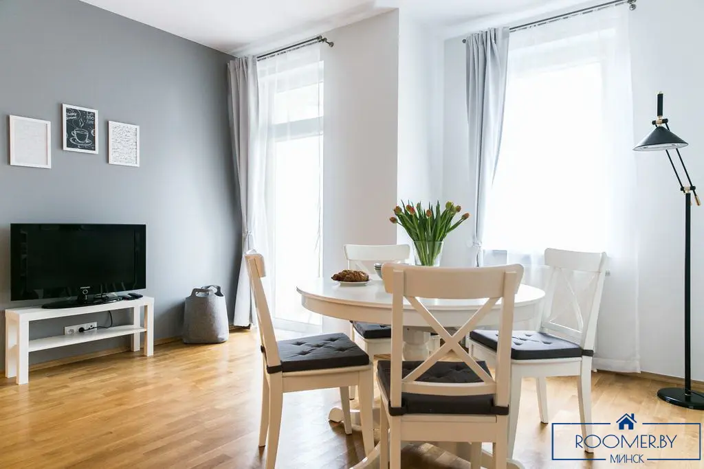 Квартира посуточно Минск, ул. Притыцкого 39 — фото интерьера