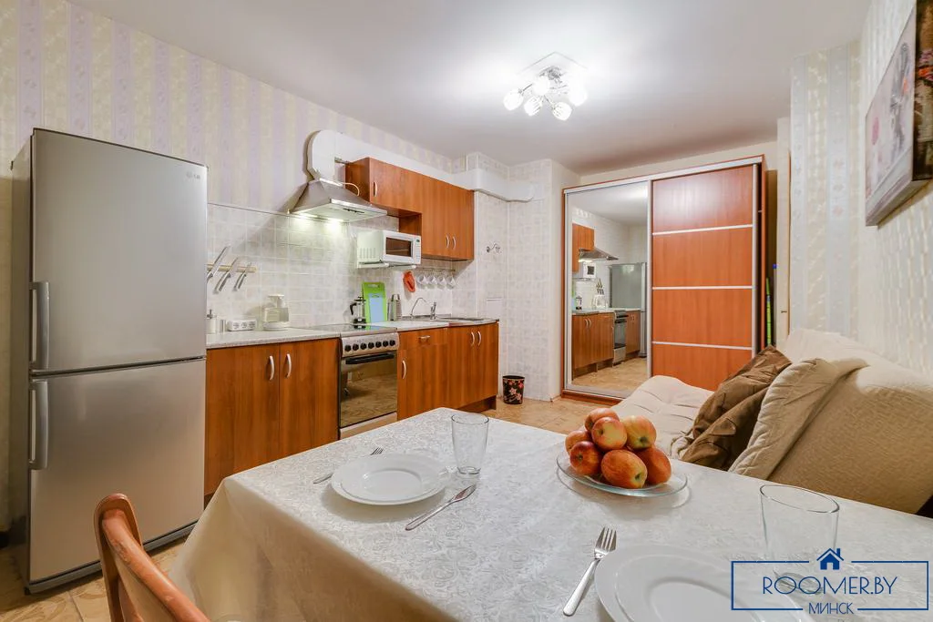 Квартира на сутки в Минске на улице Скрыганова, 16 кухня