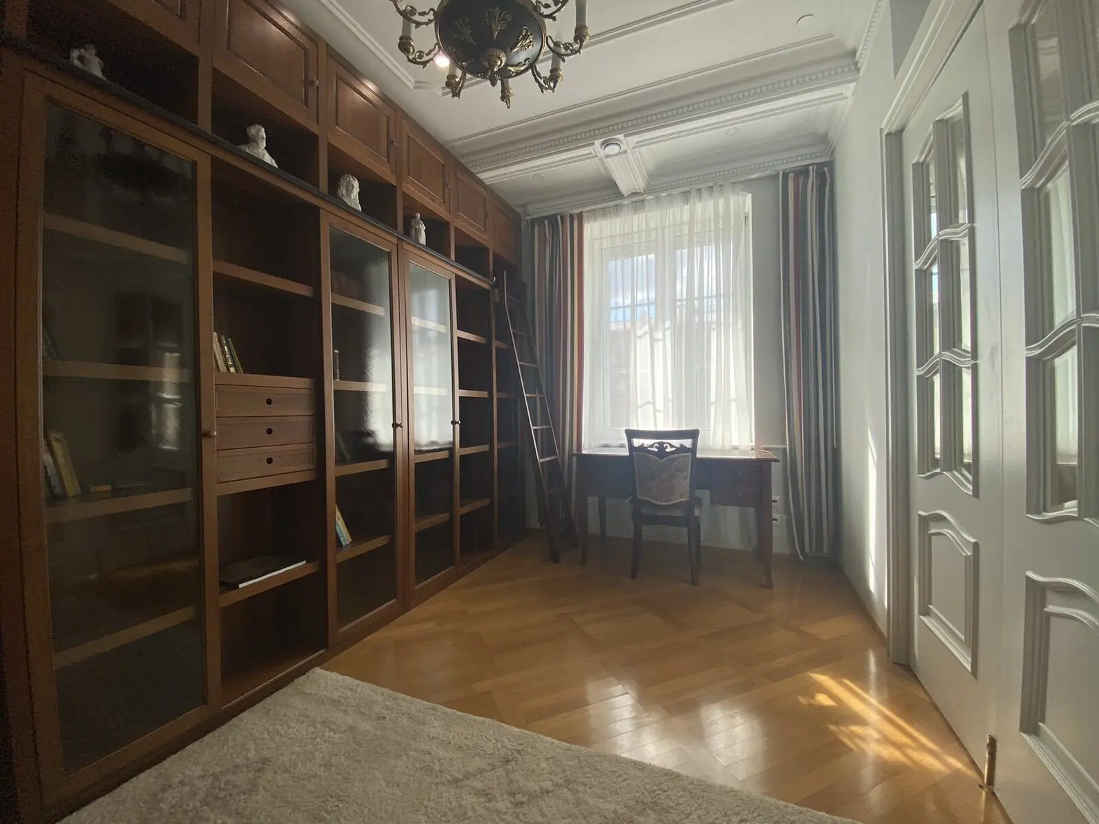 Квартира посуточно Минск, пр-т Независимости 13 — фото интерьера