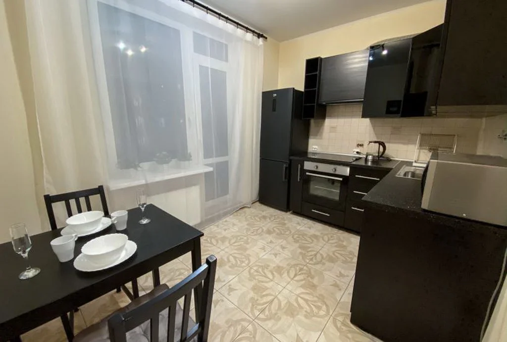 Квартира на сутки в Минске Воронянского, 3 кухня