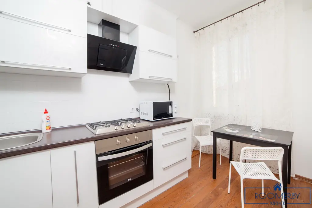 Квартира посуточно Минск, ул. Козлова 19 — фото интерьера