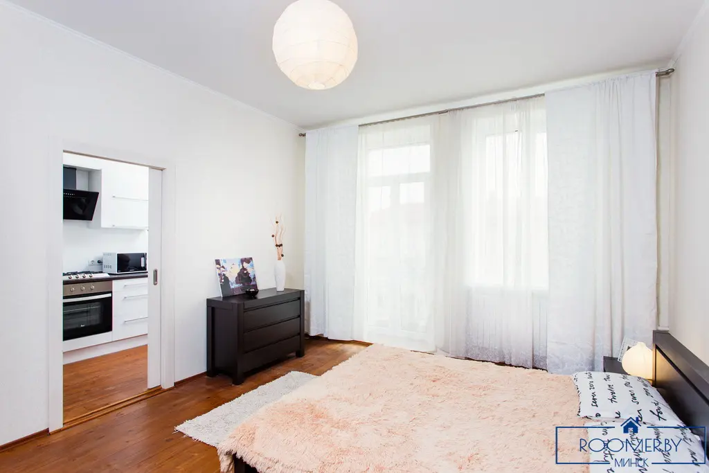 Вид квартиры на сутки, Минск, ул. Козлова 19 — фото 3