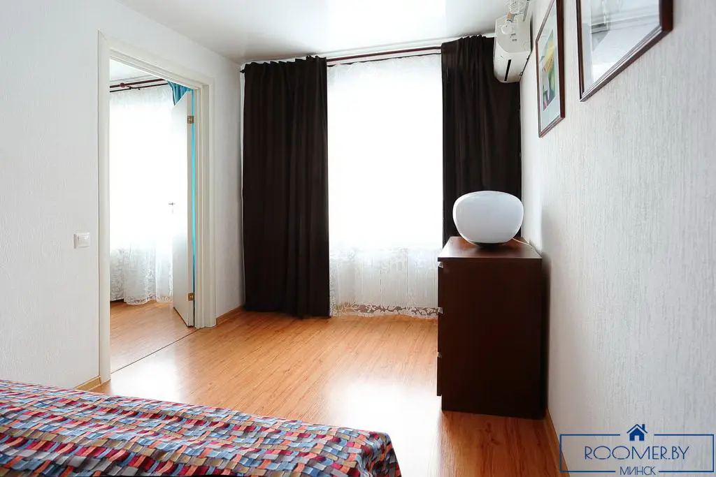 Двухкомнатная квартира на сутки Минск Румянцева спальня