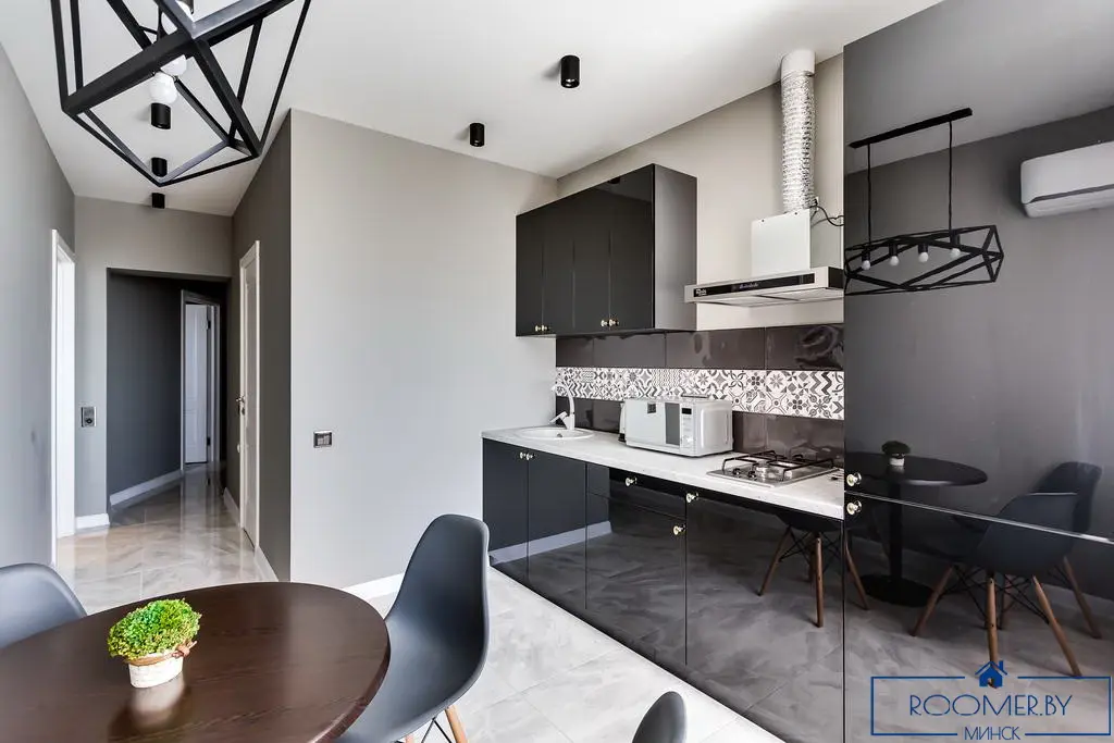 Двухкомнатная квартира на сутки Минске Захарова кухня