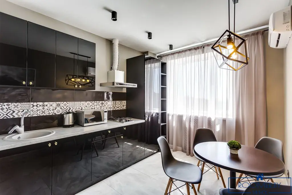 Двухкомнатная квартира на сутки Минске Захарова кухня