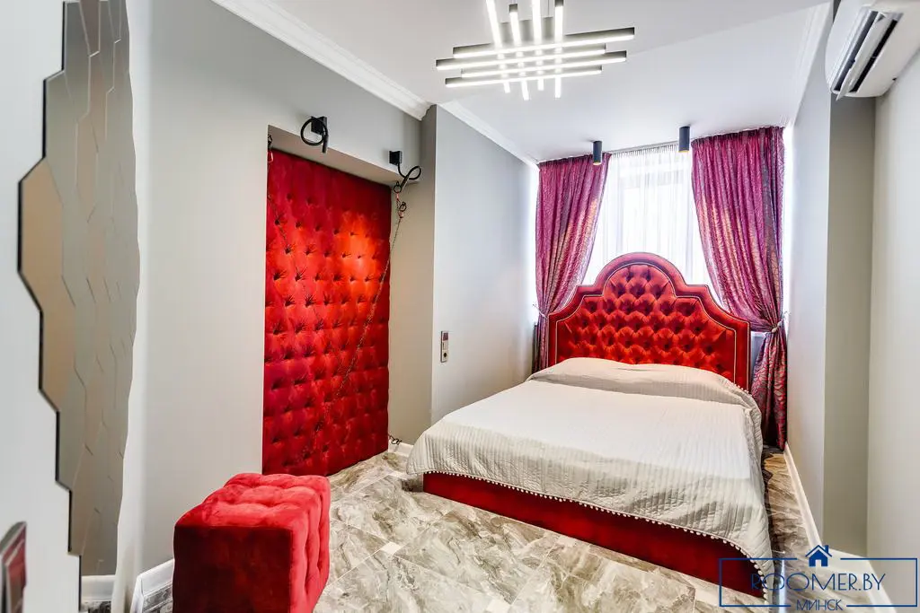 Двухкомнатная квартира на сутки Минске Захарова спальня