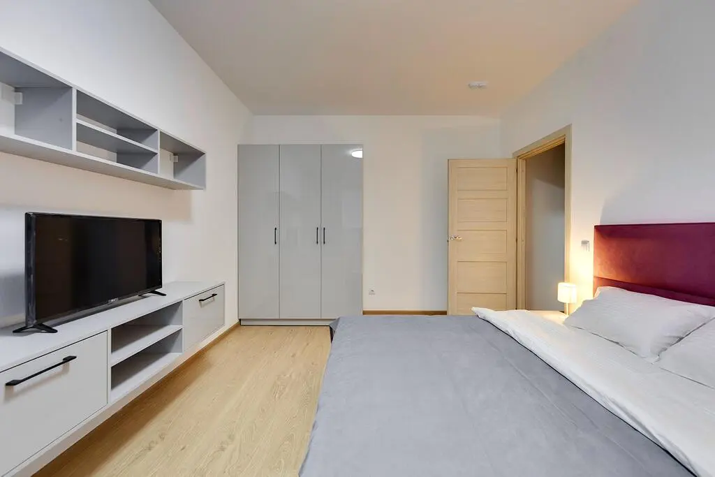 Вид квартиры на сутки, Минск, пр-т Независимости 168/2 — фото 3