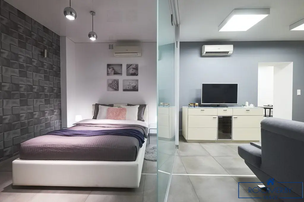 Вид квартиры на сутки, Минск, пр-т Независимости 78 — фото 3