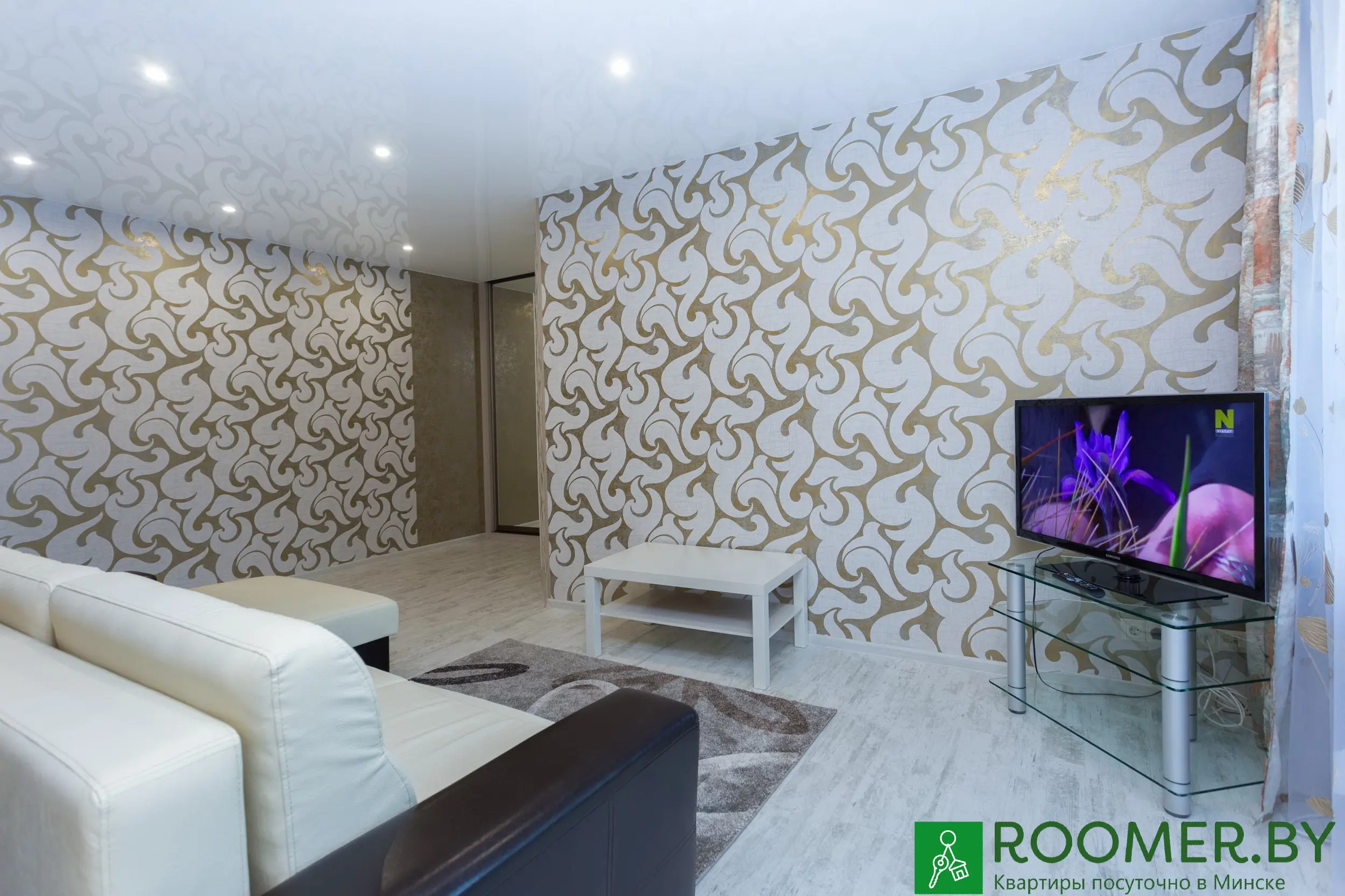 Вид квартиры на сутки, Минск, пр-т Независимости 74 — фото 3