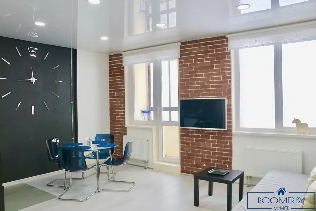 Однокомнатная квартира в Минске на проспекте Независимости спальня