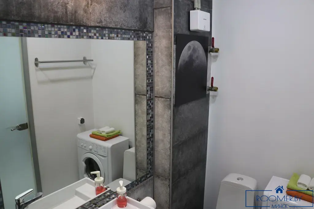 Однокомнатная квартира в Минске на проспекте Независимости ванна