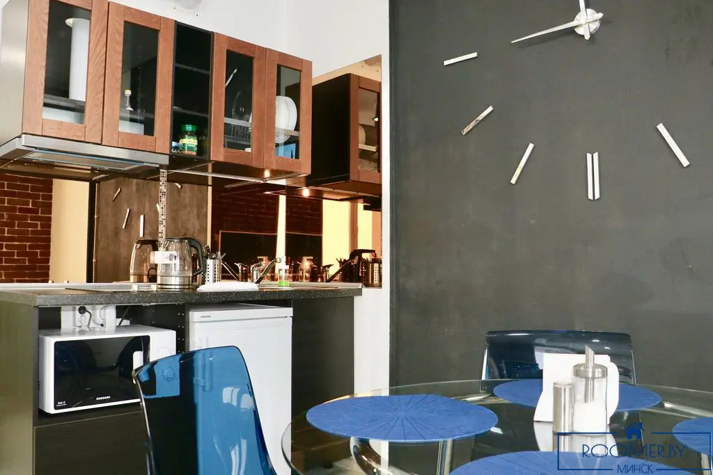 Однокомнатная квартира в Минске на проспекте Независимости кухня