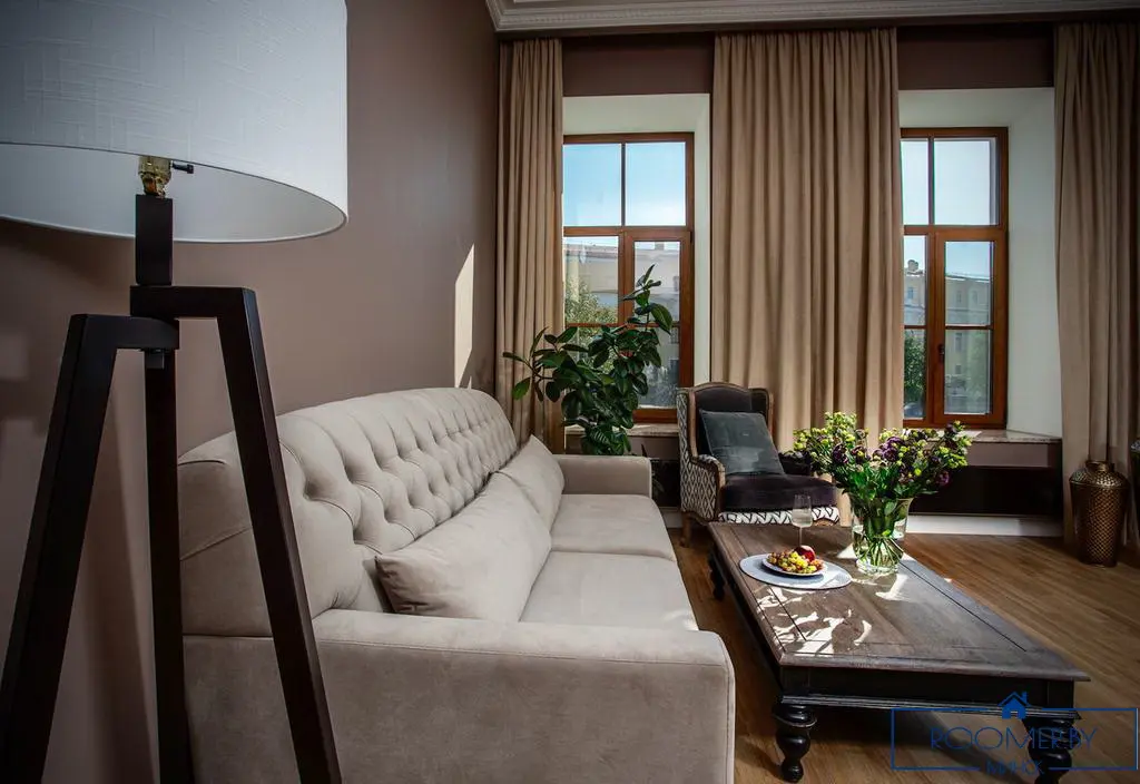 Квартира на сутки в Минске возле метро Площадь Якуба Коласа гостиная