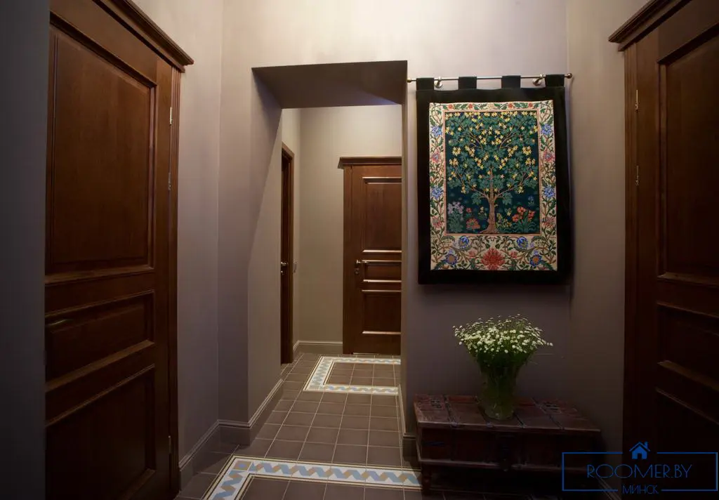 Квартира на сутки в Минске возле метро Площадь Якуба Коласа прихожая