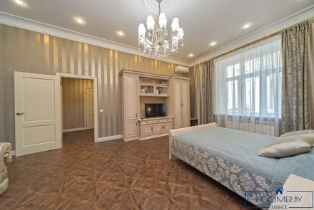 Квартира на сутки в Минске возле метро Немига спальня