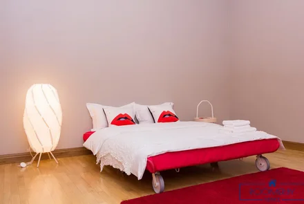 Квартира на сутки в Минске возле метро Площадь Победы спальня