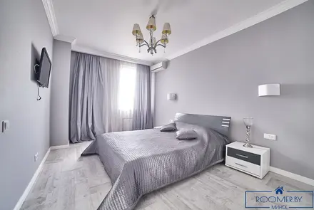 Трехкомнатная квартира на сутки Минск Полоцкой спальня