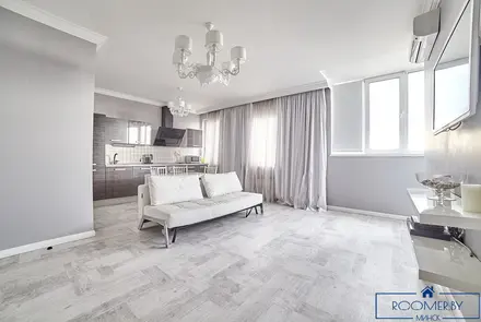 Трехкомнатная квартира на сутки Минск Полоцкой гостиная