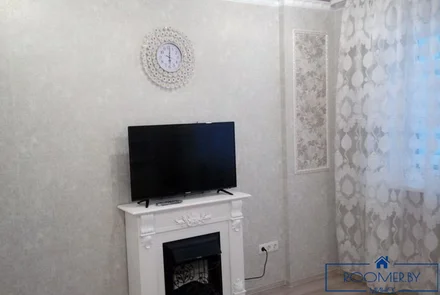 Однокомнатная квартира на сутки Гурского спальня