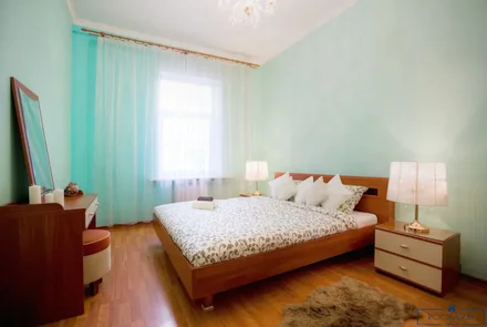 Пятикомнатная квартира на сутки Минск Румянцева спальня