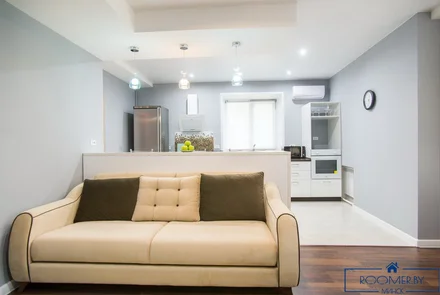 Двухкомнатная квартира на сутки в Минске на проспекте Независимости гостиная