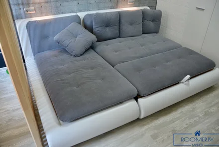 Квартира на сутки в Минске возле метро Академия наук гостиная